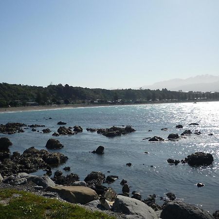 Inn The Bay Bed & Breakfast Kaikoura Exterior photo