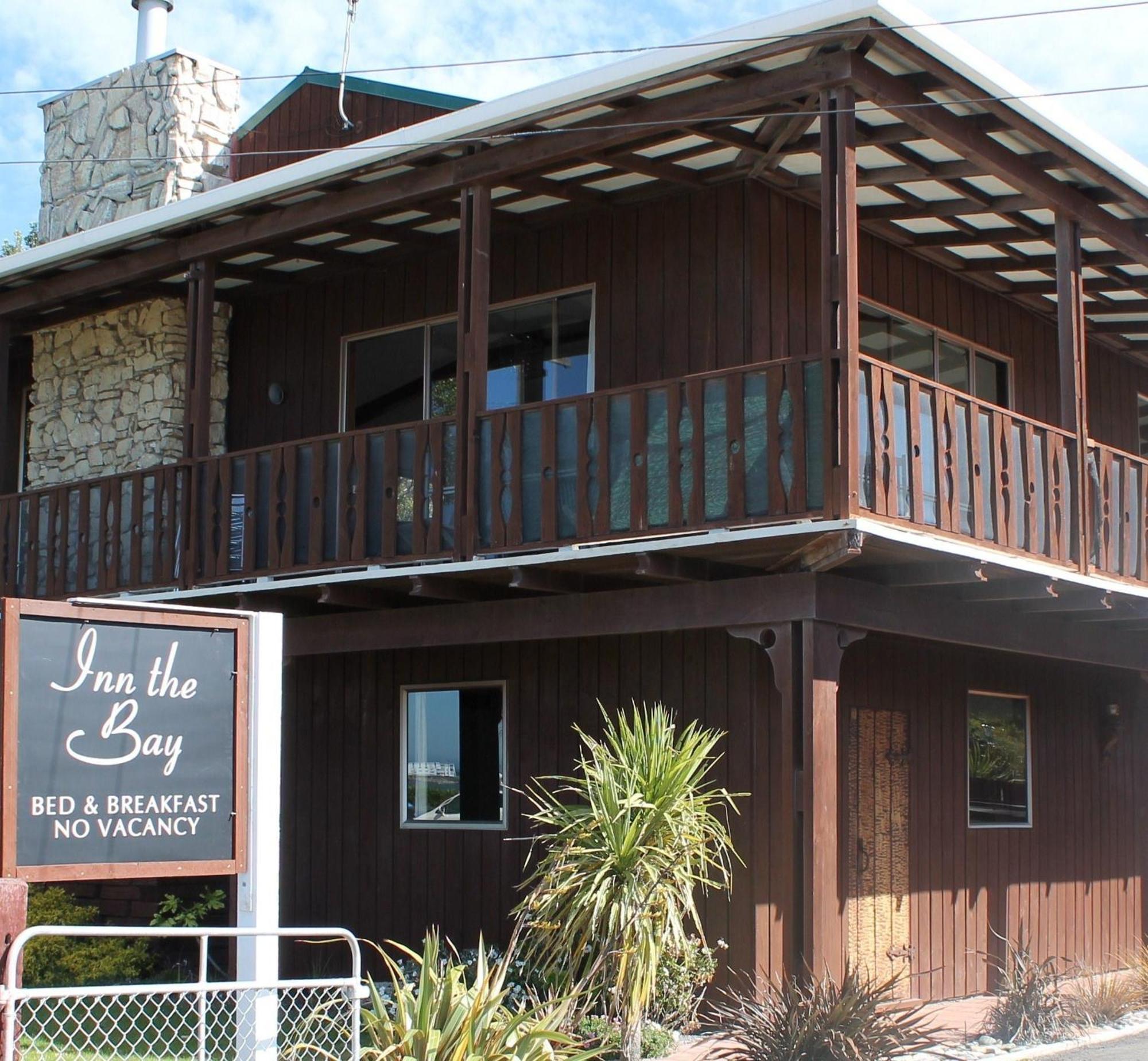 Inn The Bay Bed & Breakfast Kaikoura Exterior photo