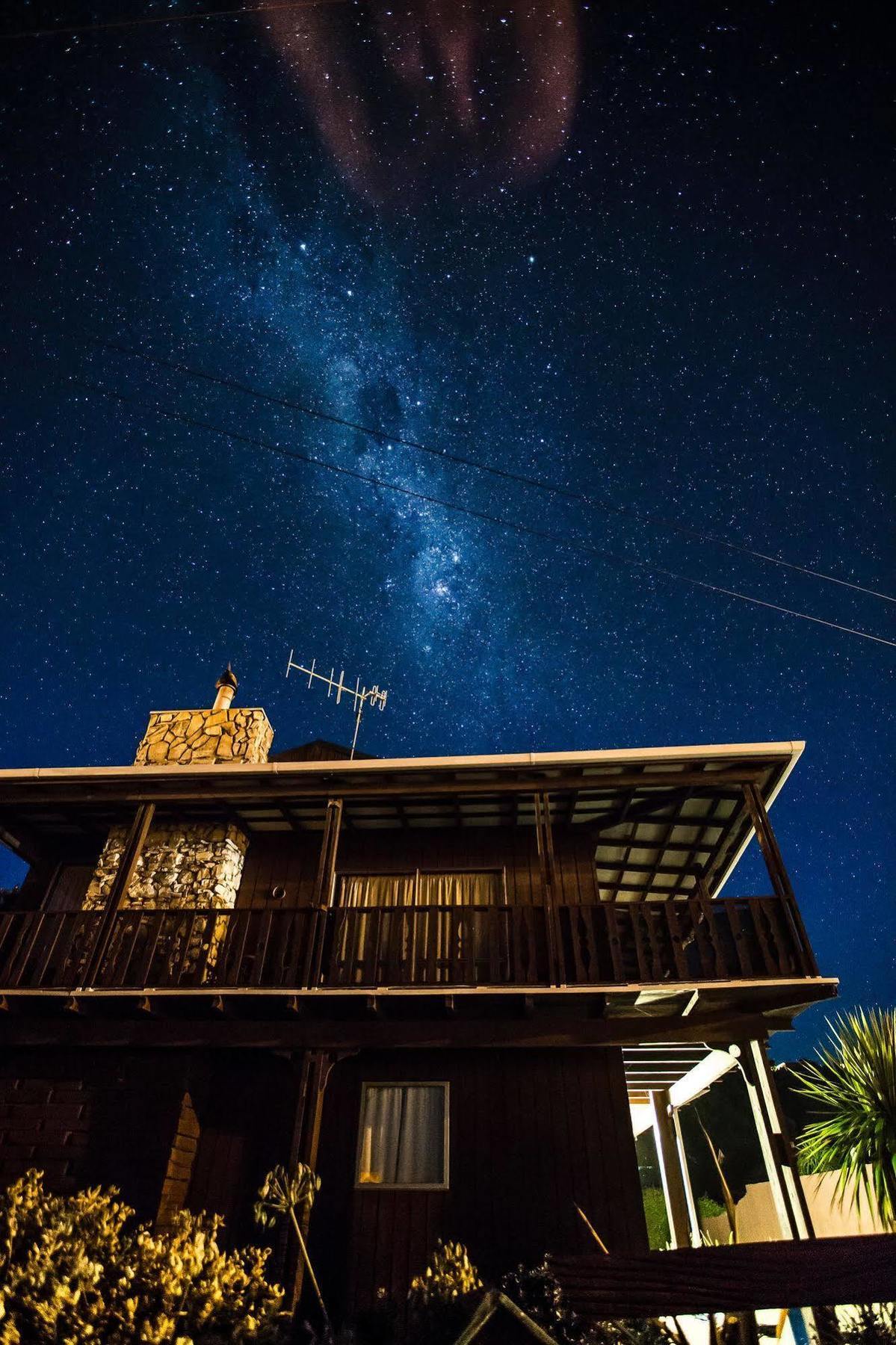 Inn The Bay Bed & Breakfast Kaikoura Exterior photo